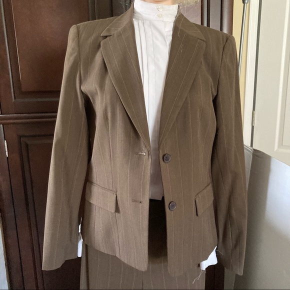 Rafaella Brown 2-pc Job Work Office Suit Size 8  6 - Picture 8 of 16